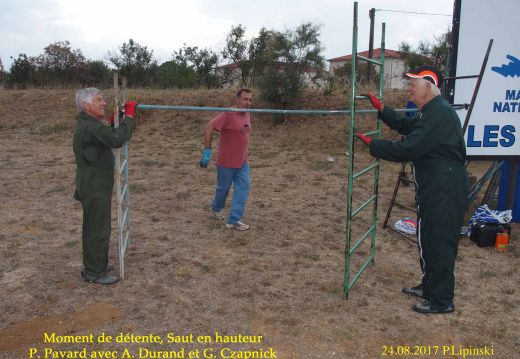 2017 08 24 CHAN-PL ATL31 P8243644 TxL Moment de detente  Saut en hauteur P. Pavard  avec Zap et A. Durand