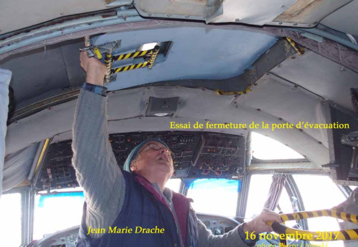 2017 11 16 CHAN-PL ATL31 5114 Trappe evacuation superieure  essai de fermeture  Jean Marie Drache copie r