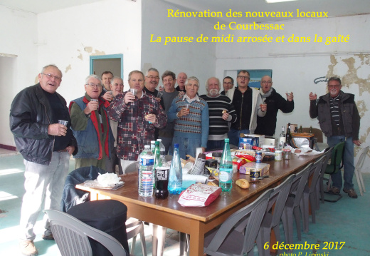 2017 12 06 CHAN-PL 5529  Courbessac  Renovation nouveau local  Pause midi  le groupe 