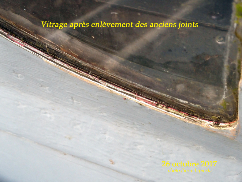 2017_10_26_CHAN-PL_ATL31_4678_Vitrage_apres_enlevement_des_anciens_joints.jpg
