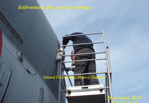 thumbs 2017 10 26 CHAN-PL ATL31 4669 Enlevment joints de vitrage  Gerard Dereumetz  Thierry Tramois
