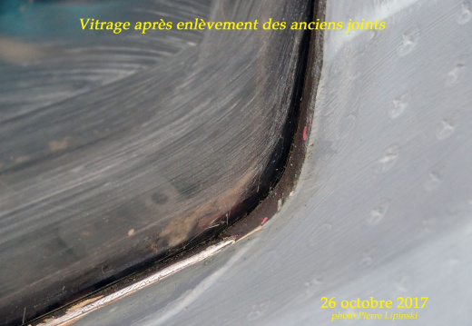 thumbs 2017 10 26 CHAN-PL ATL31 4680 Vitrage apres enlevement des anciens joints